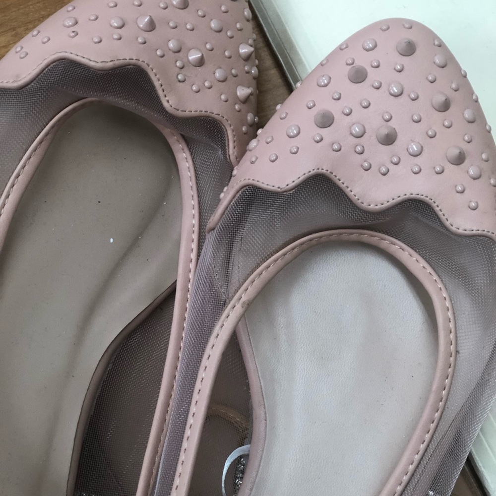 Pink flats